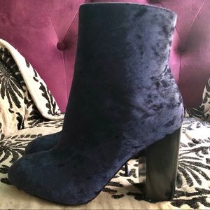 New Rebecca Minkoff blue/purple velvet boots, 6